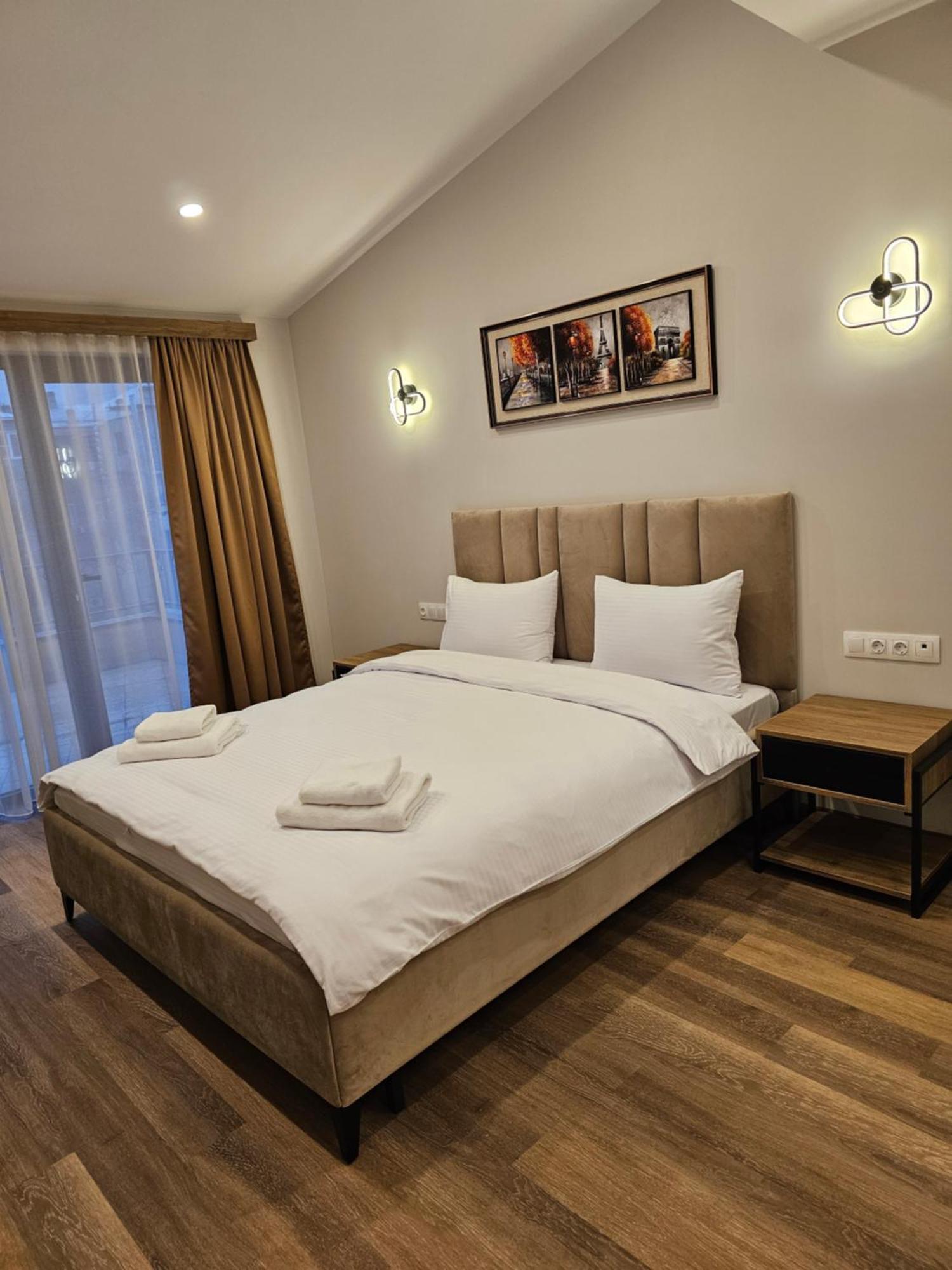 Hotel Avenue 30 예레반 외부 사진