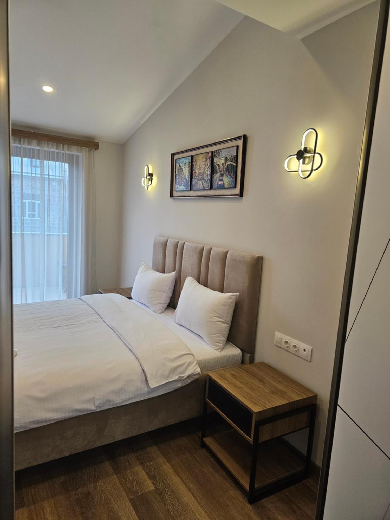 Hotel Avenue 30 예레반 외부 사진